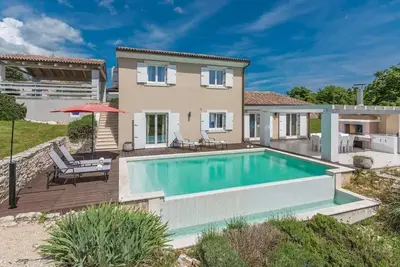 Image de Maison de vacances Svetvinčenat pour 1 - 11 personnes avec 4 chambres à coucher - Maison de vacances