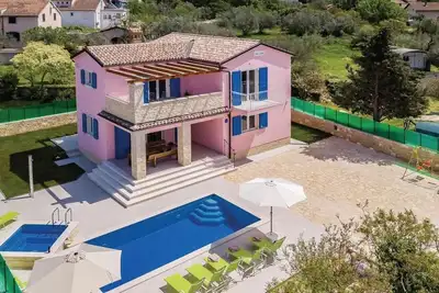 Image de Maison de vacances Peroj pour 1 - 9 personnes avec 4 chambres à coucher - Maison de vacances