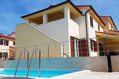 Image de Maison de vacances Banjole pour 1 - 10 personnes avec 4 chambres à coucher - Maison de vacances
