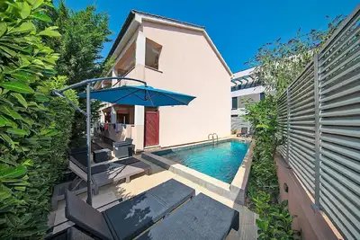 Image de Appartement de vacances Pula pour 1 - 12 personnes avec 3 chambres à coucher - Appartement de vacanc