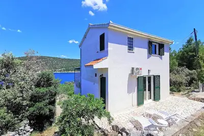 Image de Maison de vacances Drvenik Veliki pour 2 - 6 personnes avec 2 chambres à coucher - Maison de vacance