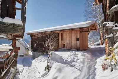 Image de Maison de vacances Bellwald pour 1 - 4 personnes avec 2 chambres à coucher - Bâtiment historique