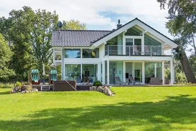 Image de Maison de vacances Bodstedt pour 1 - 4 personnes avec 2 chambres à coucher - Maison de vacances