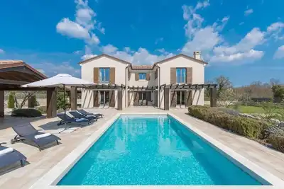 Image de Maison de vacances Svetvinčenat pour 1 - 14 personnes avec 5 chambres à coucher - Maison de vacances