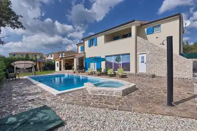 Image de Maison de vacances Zminj pour 1 - 11 personnes avec 5 chambres à coucher - Maison de vacances