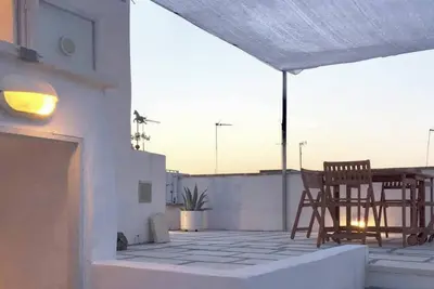 Image de Homerez - Maison accueillante à Matino avec terrasse
