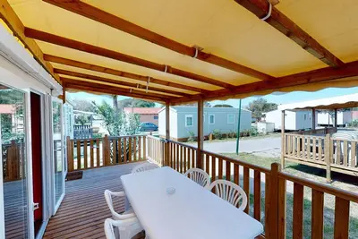 Image de Mobile-home 4\/8 personnes climatisé avec accès à la plage au camping Mar Estang