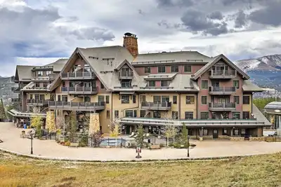 Image de Breckenridge Crystal Peak Lodge Condo de luxe 3 chambres avec accès direct aux pistes de ski