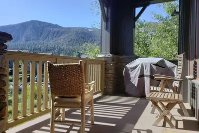 Image de Mountain Luxury Family Home @the Lodges Avec Garage!