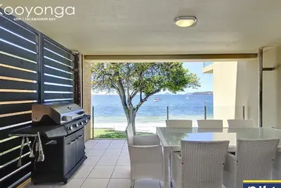 Image de 'Kooyonga', 1/211 Soldiers Point Rd - front de mer, vues panoramiques et climatisation