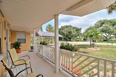 Image de Nouveau! Maison familiale Ă Vero Beach, Ă 500 pieds de la cĂ´te!