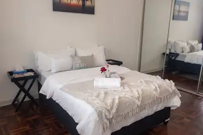 Image de Bright & Cosy Apartment Rosebank Centre