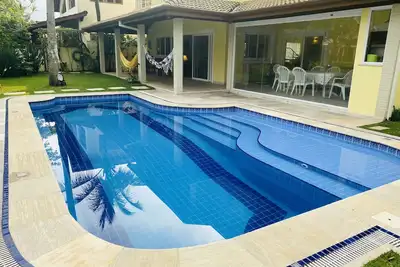 Image de Maison Parati avec accessibilité pour fauteuil roulant. 5 suites et piscine privée
