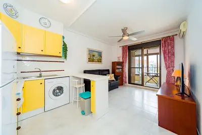 Image de Studio for two people near the La Mata beach!