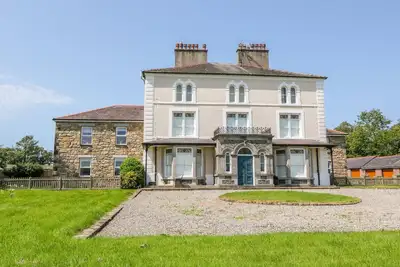 Image de Tirionfa, familial et convivial, avec un jardin à Llangefni, Ref 1013959