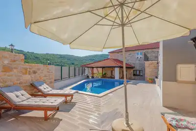 Image de Belle maison à Krivodol avec WiFi