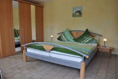 Maison de vacances confortable de 78 m² avec terrasse, connexion Wi-Fi gratuite et nature