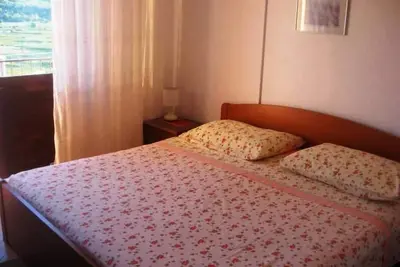 Image de Appartement de vacances Jelsa pour 1 - 3 personnes avec 2 chambres à coucher - Appartement de vacanc