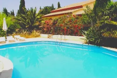 Image de Maussane les alpilles location villa maison de vacances piscine internet wifi