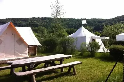 Image de Lodge Canadienne 3 Pièces 4 Personnes Sans Sanitaire