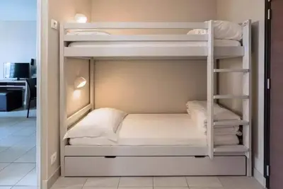 Image de 2 Pièces 2/4 Personnes Vue Mer