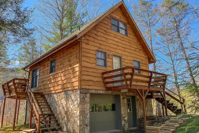 Image de Tranquilty - Nouvelle Location 2019: 2 Br, 1. 5 Ba Cabin \/ Bungalow à Lansing, pour 5 personnes