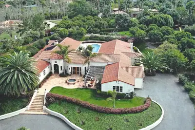 Image de Superbe villa et la piscine dans le prestigieux Rancho Santa Fe Gated Community