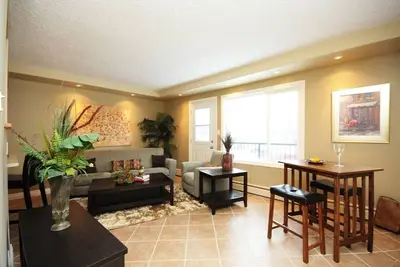 Image de Superbe Condo 2 Chambres - Mieux qu'un HÔTEL