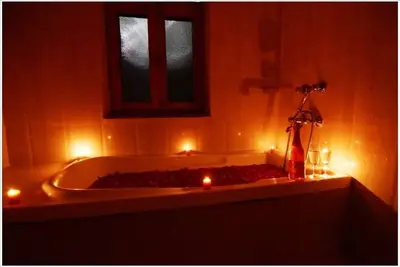 Image de Cottage à Manali avec baignoire privée