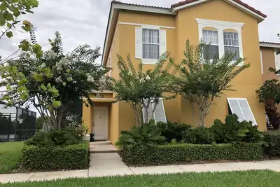 Image de Magnifique maison à côté de Disney. Profitez de la piscine privée chauffée!