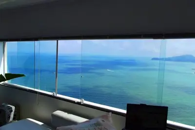 Image de Vue incroyable _ Porchat Island - Parfait pour les couples