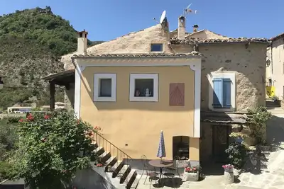 Image de Le gîte des corneilles