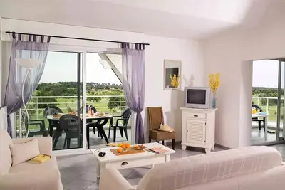 Image de 3 Pièces 4/6 Personnes