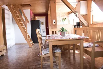 Image de Appartement confortable de 95 m² avec parking et connexion Wi-Fi gratuits