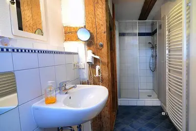 Image de Maison de vacances confortable (46 m²) dans une maison historique à la ferme