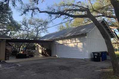 Image de Barndominium près de Gruene, Tx