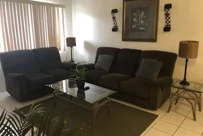 Image de Pedro'S Place Appartement PRIVÉ 2 Bdrm \/ 1 Ba