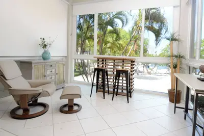 Image de Maison de ville en front de mer avec garage! 207 Mariners Club!