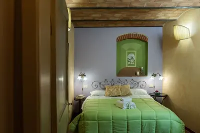 \"Corte Fiorita\" appartement entièrement équipé avec cour coeur de Lucca