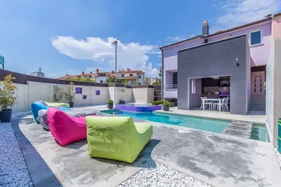 Image de Villa avec piscine et fitness