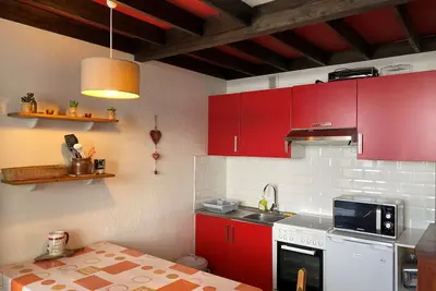 Image de Apt F2 (38m²) - 5 Couchages - Coeur Station Super Besse - 300m des pistes