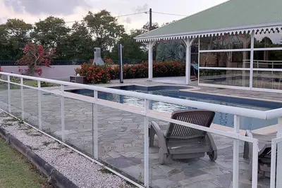 Villa de standing  avec piscine