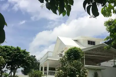 Image de Satori Suites Basay. .