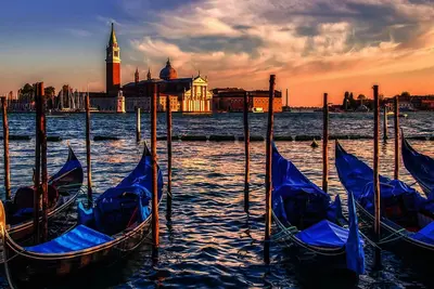 Image de Central Venice (Salle privée et toilettes communes)