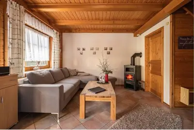 Image de Appartement confortable, emplacement idyllique, avec baril de bain scandinave