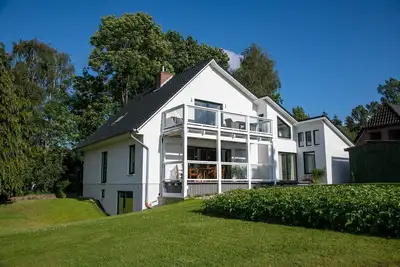 Image de Appartement moderne avec Schleiblick, balcon et Wifi pour un maximum de 4 Prs.