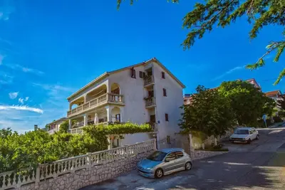 Image de Appartement de vacances Novi Vinodolski pour 2 - 6 personnes avec 2 chambres à coucher - Appartement