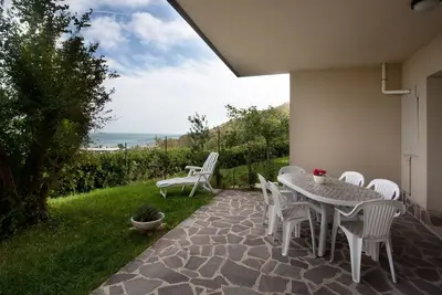 Image de Appartement Dans Une Villa En Bord De Mer Dans Une Position Panoramique Et Relaxante