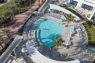 Image de Complexe hôtelier de luxe avec une chambre, face à la mer, Clearwater Beach (1731729)