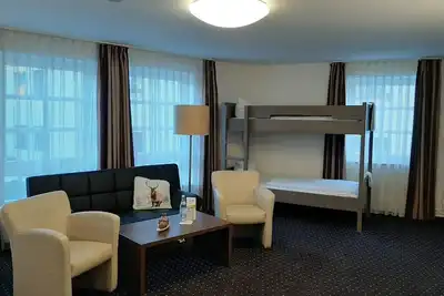 Image de Fünfbettzimmer mit Dusche und Wc